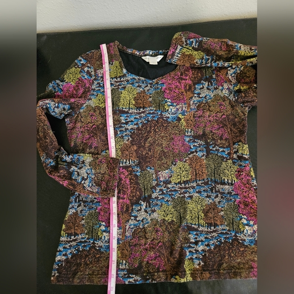 Multicolor Patterned Women's Top - Picture 5 of 6